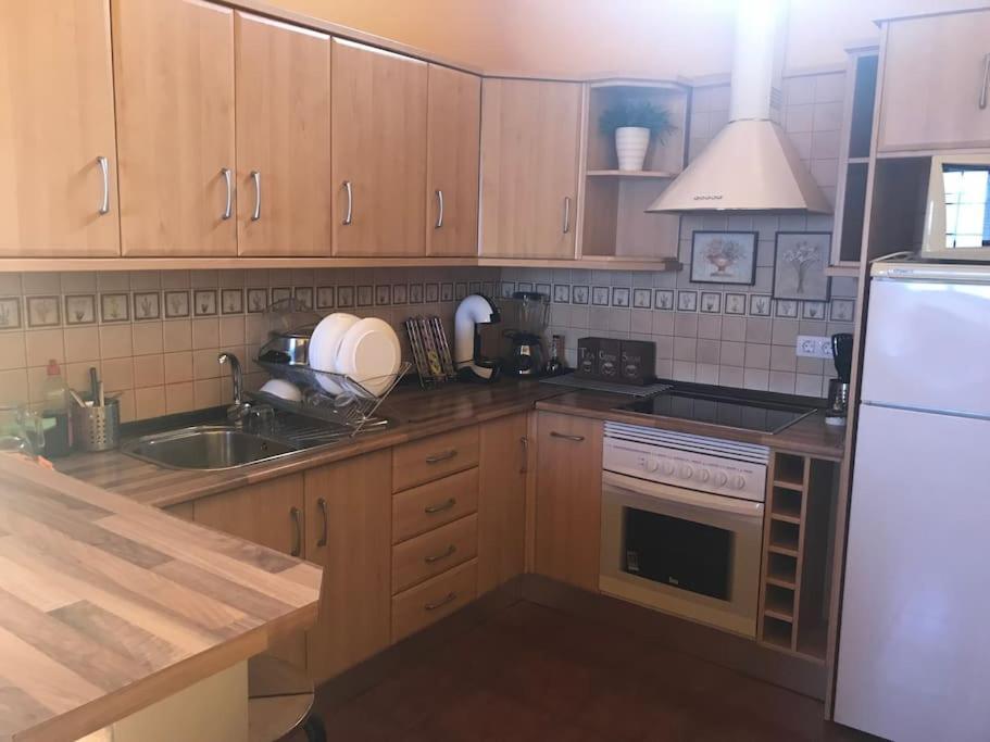 Una Casa Con Vistas La Caleta  Esterno foto